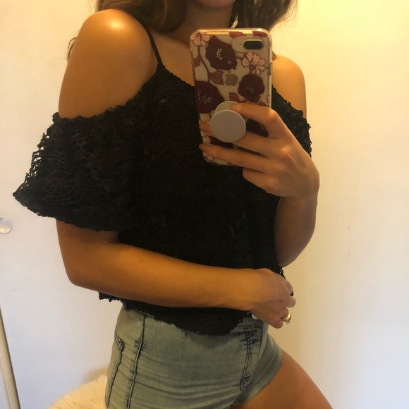 Off The Should Lace Boho Top - Picture 3 of 4